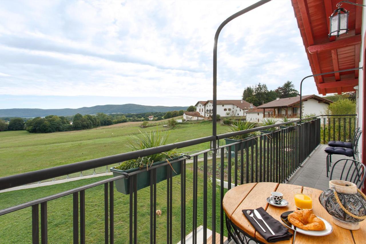 Apartamentos Turisticos Rurales Iturburuarena Alkotz Екстериор снимка
